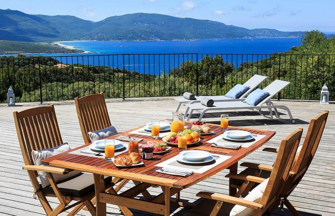 Villa Domaine Valle Doniche Olmeto (Corsica)